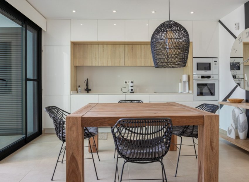 Herverkoop - Rijwoning - Benijofar