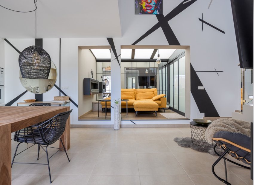 Herverkoop - Rijwoning - Benijofar