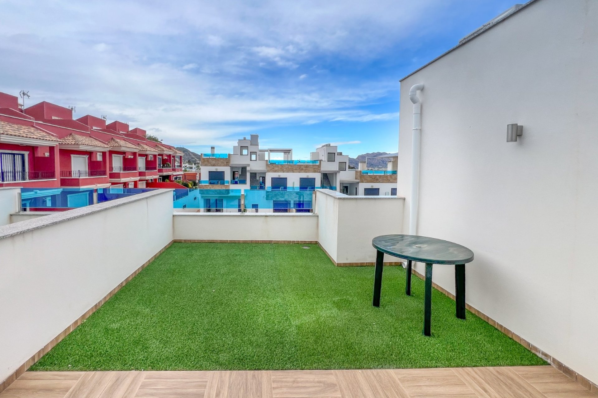 Herverkoop - Rijwoning - Bigastro