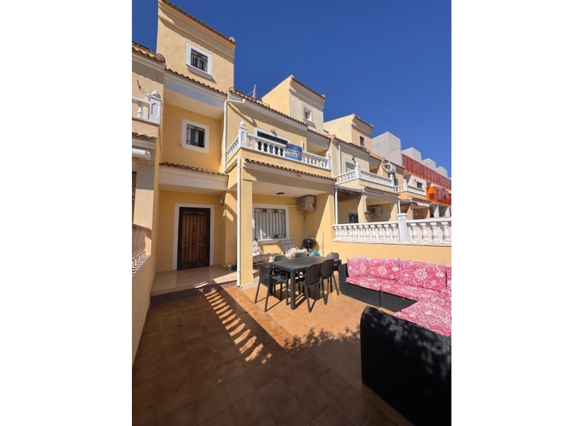 Herverkoop - Rijwoning - Campoamor