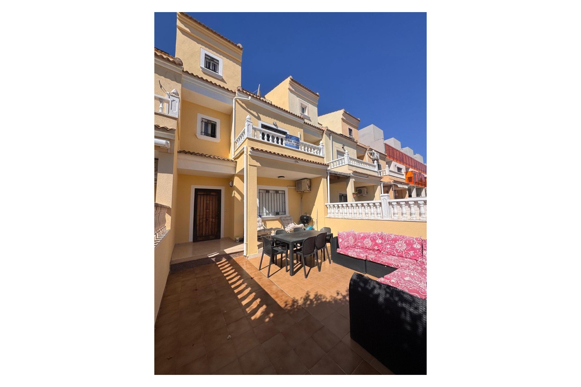 Herverkoop - Rijwoning - Campoamor
