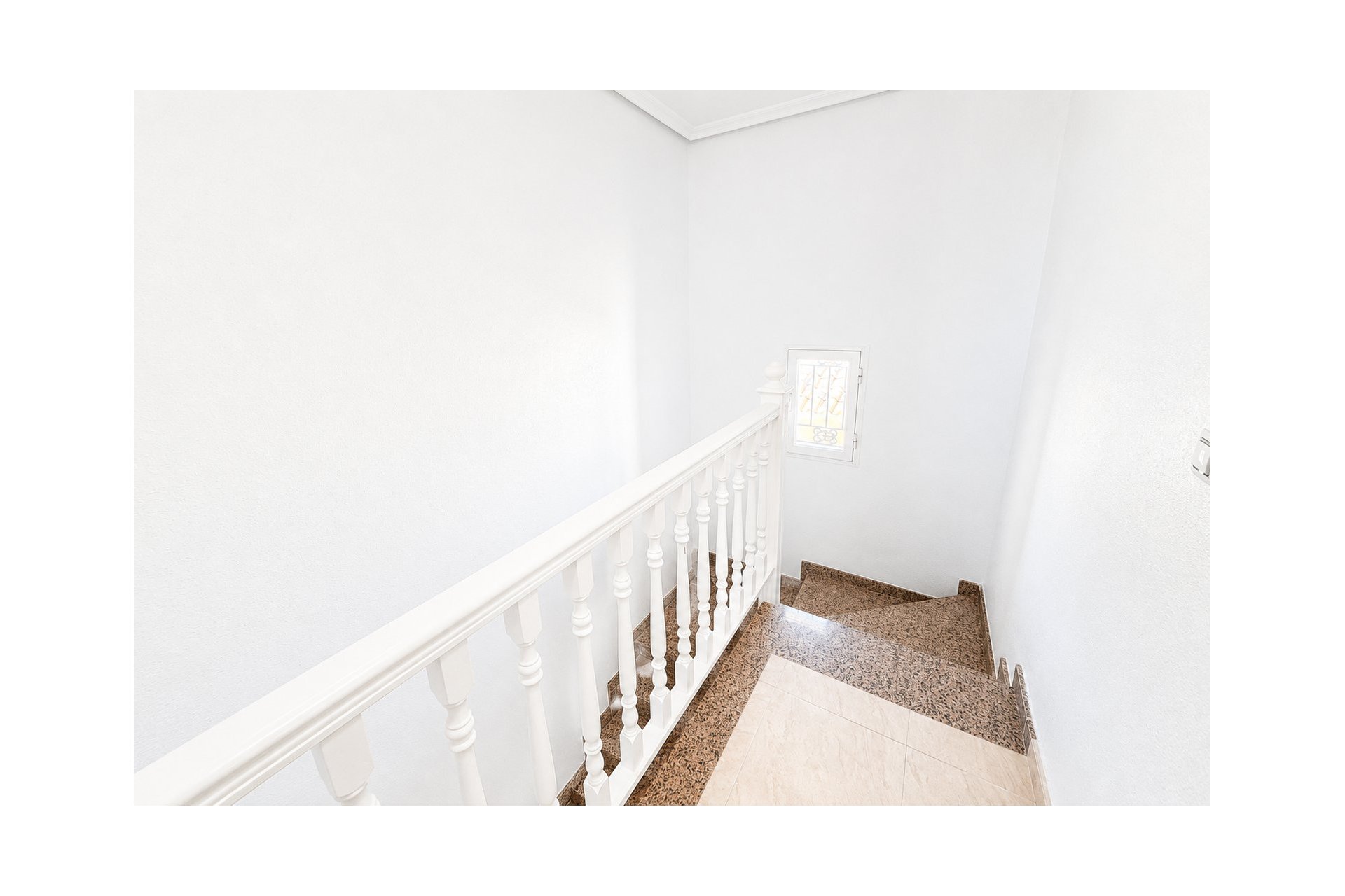 Herverkoop - Rijwoning - Campoamor