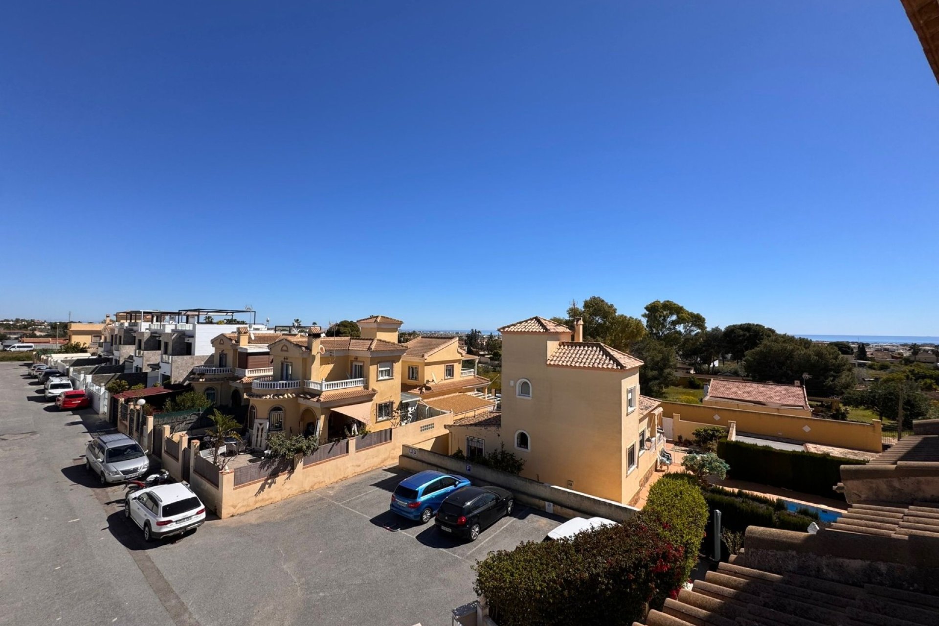 Herverkoop - Rijwoning - Campoamor