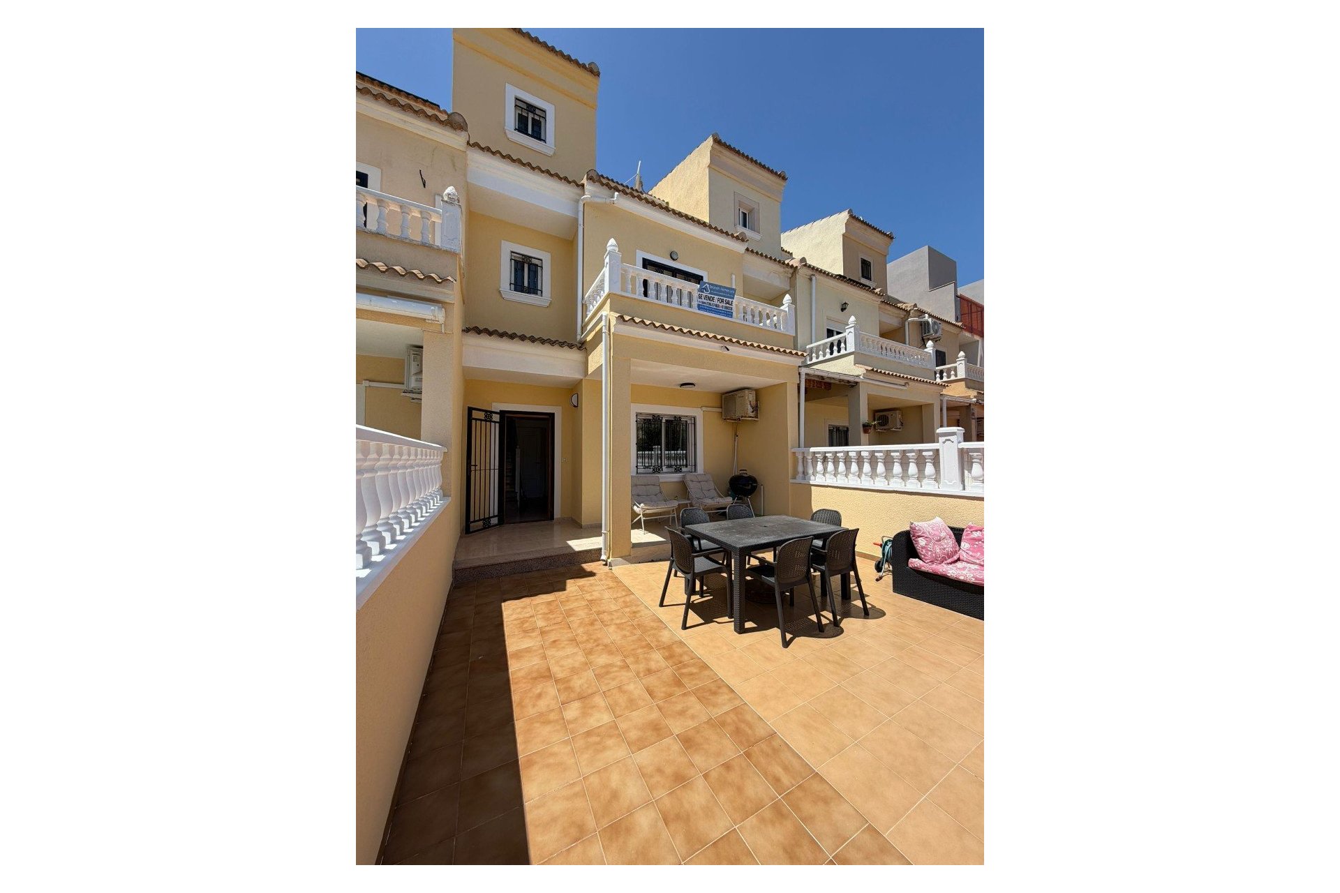Herverkoop - Rijwoning - Campoamor