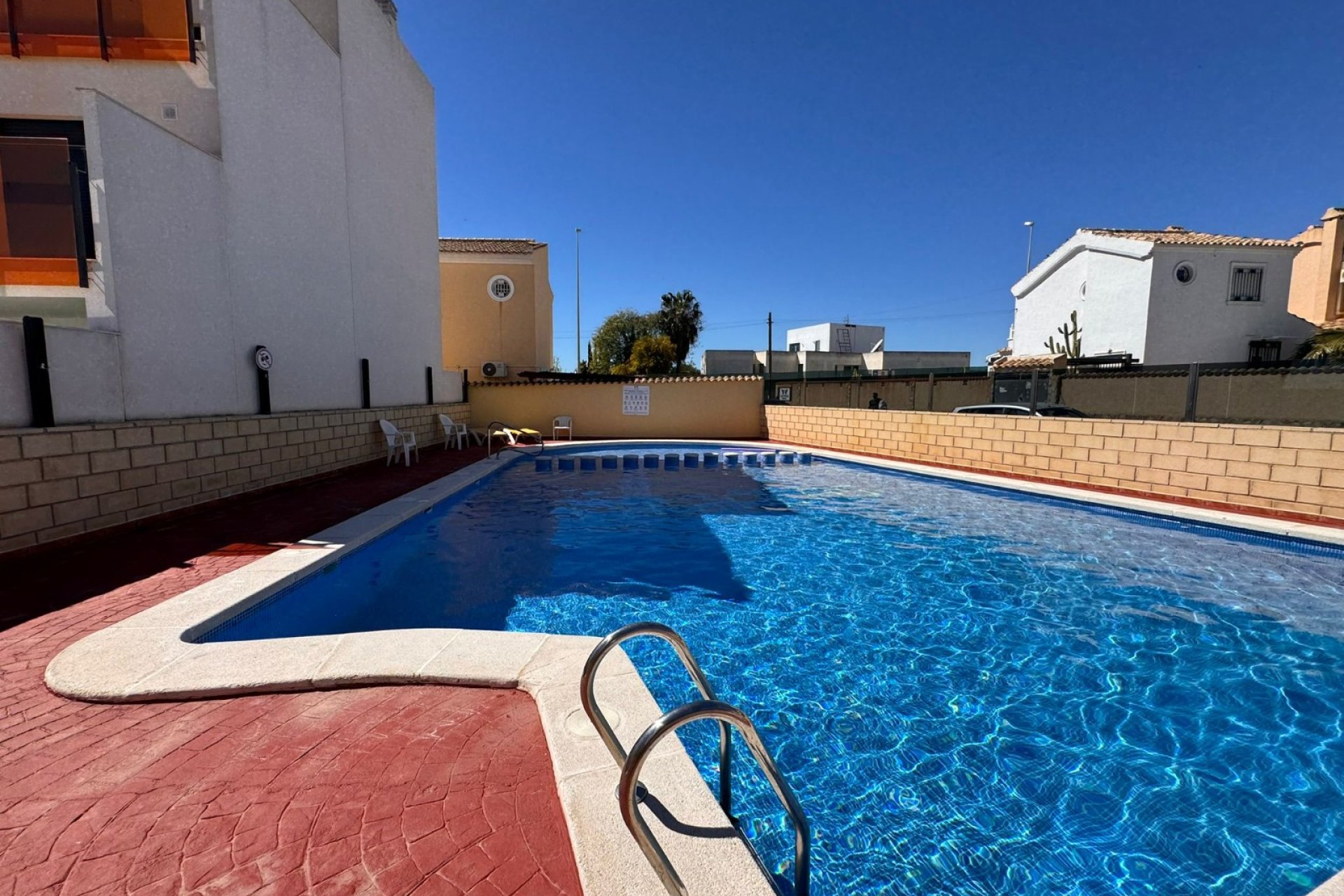 Herverkoop - Rijwoning - Campoamor