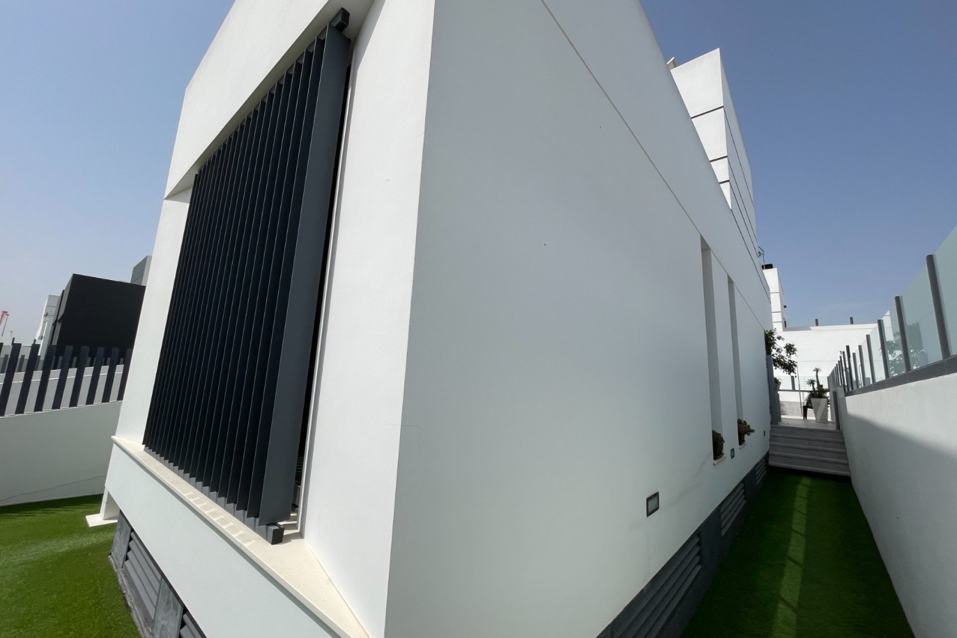 Herverkoop - Rijwoning - Dolores