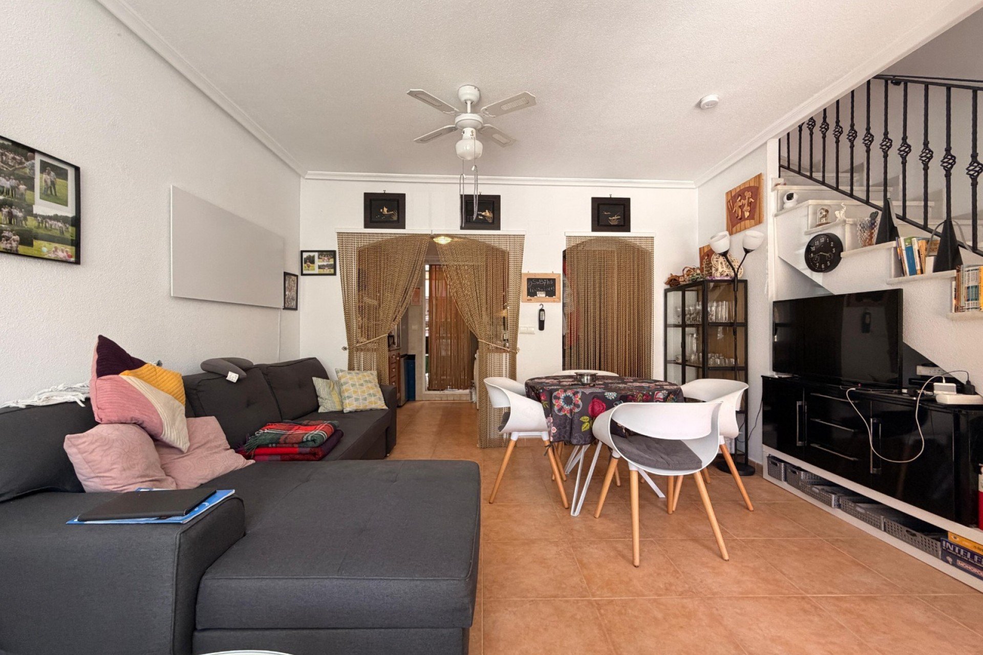 Herverkoop - Rijwoning - El Raso