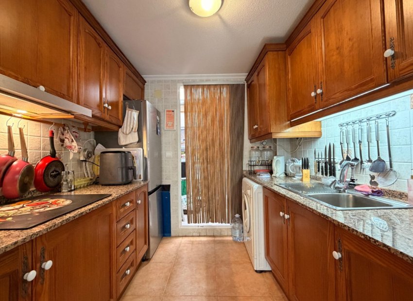 Herverkoop - Rijwoning - El Raso