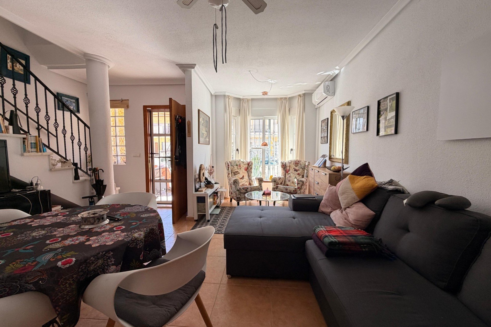 Herverkoop - Rijwoning - El Raso