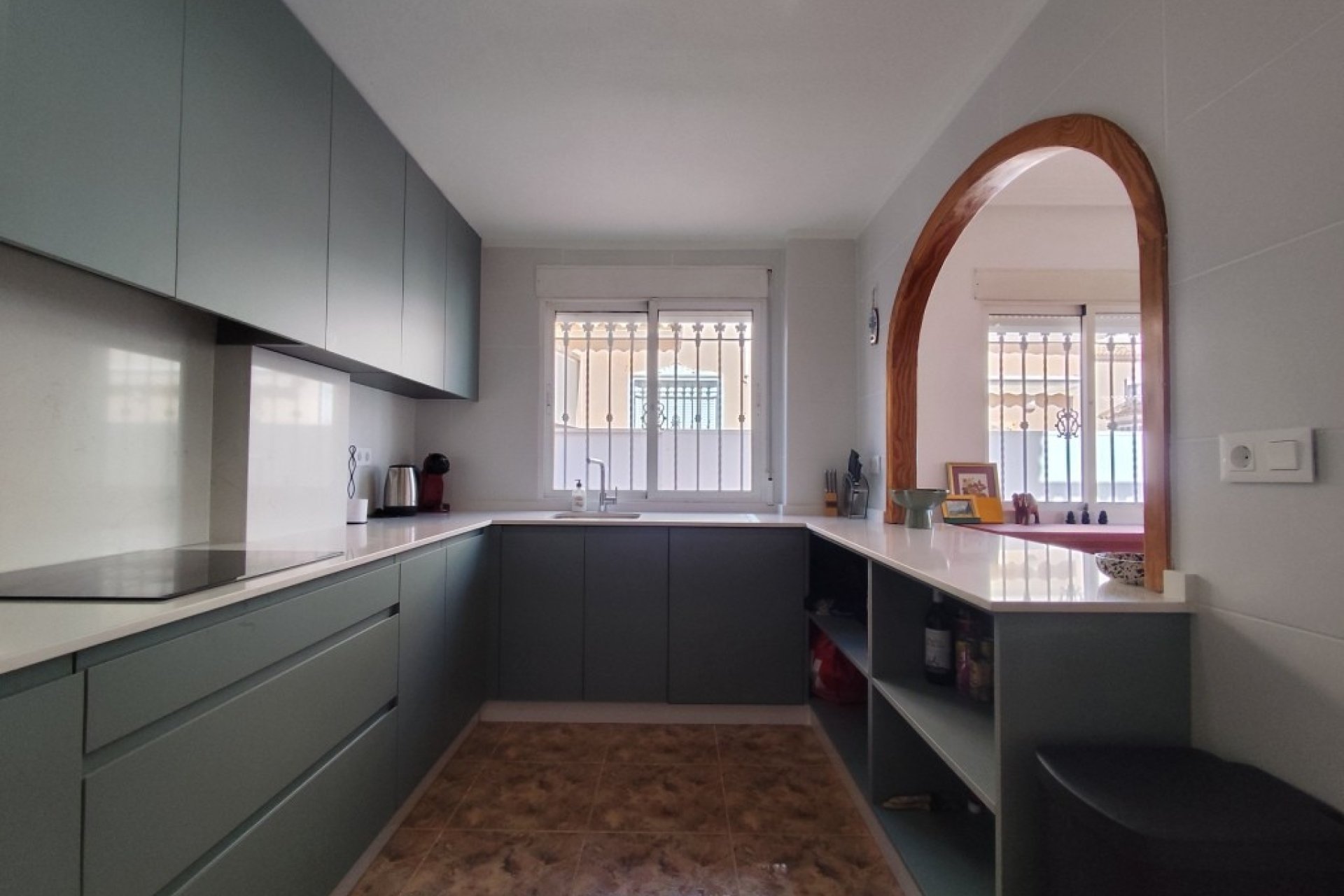 Herverkoop - Rijwoning - La Regia