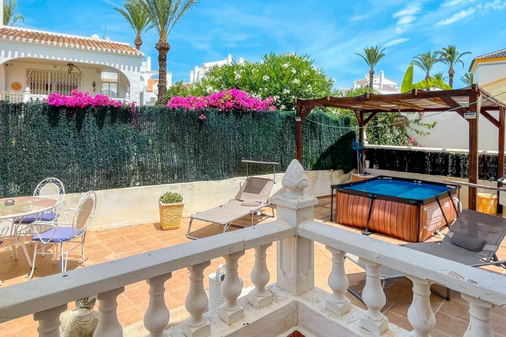Herverkoop - Rijwoning - Orihuela Costa - La Rioja
