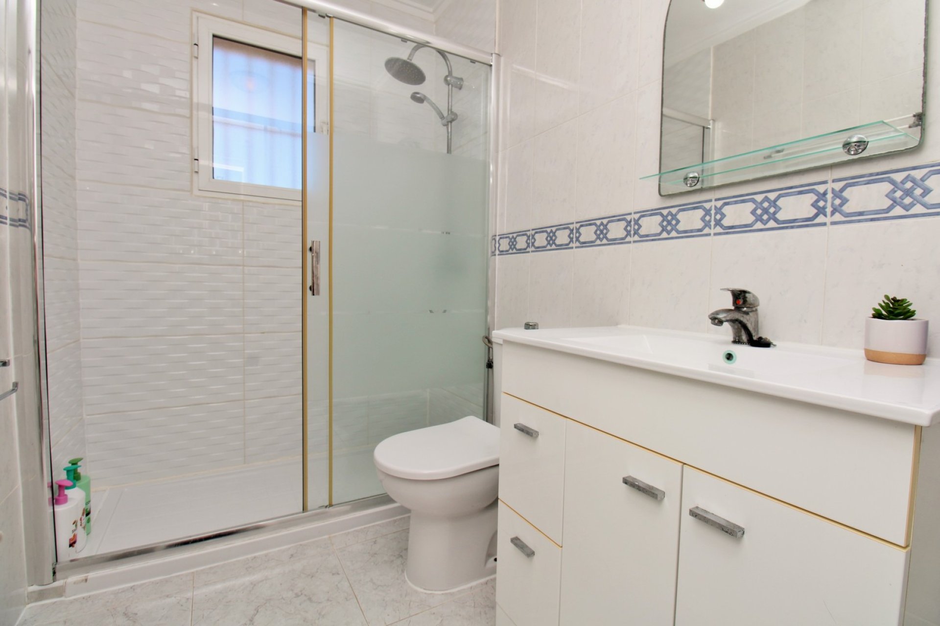 Herverkoop - Rijwoning - Playa Flamenca