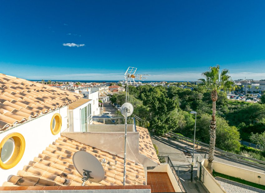 Herverkoop - Rijwoning - Playa Flamenca