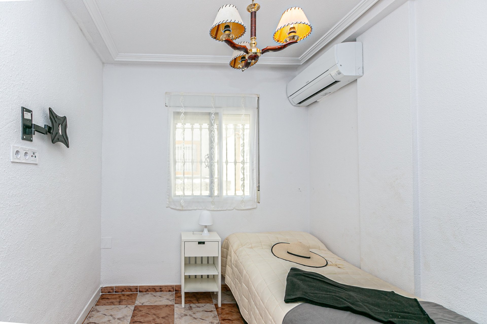 Herverkoop - Rijwoning - Playa Flamenca