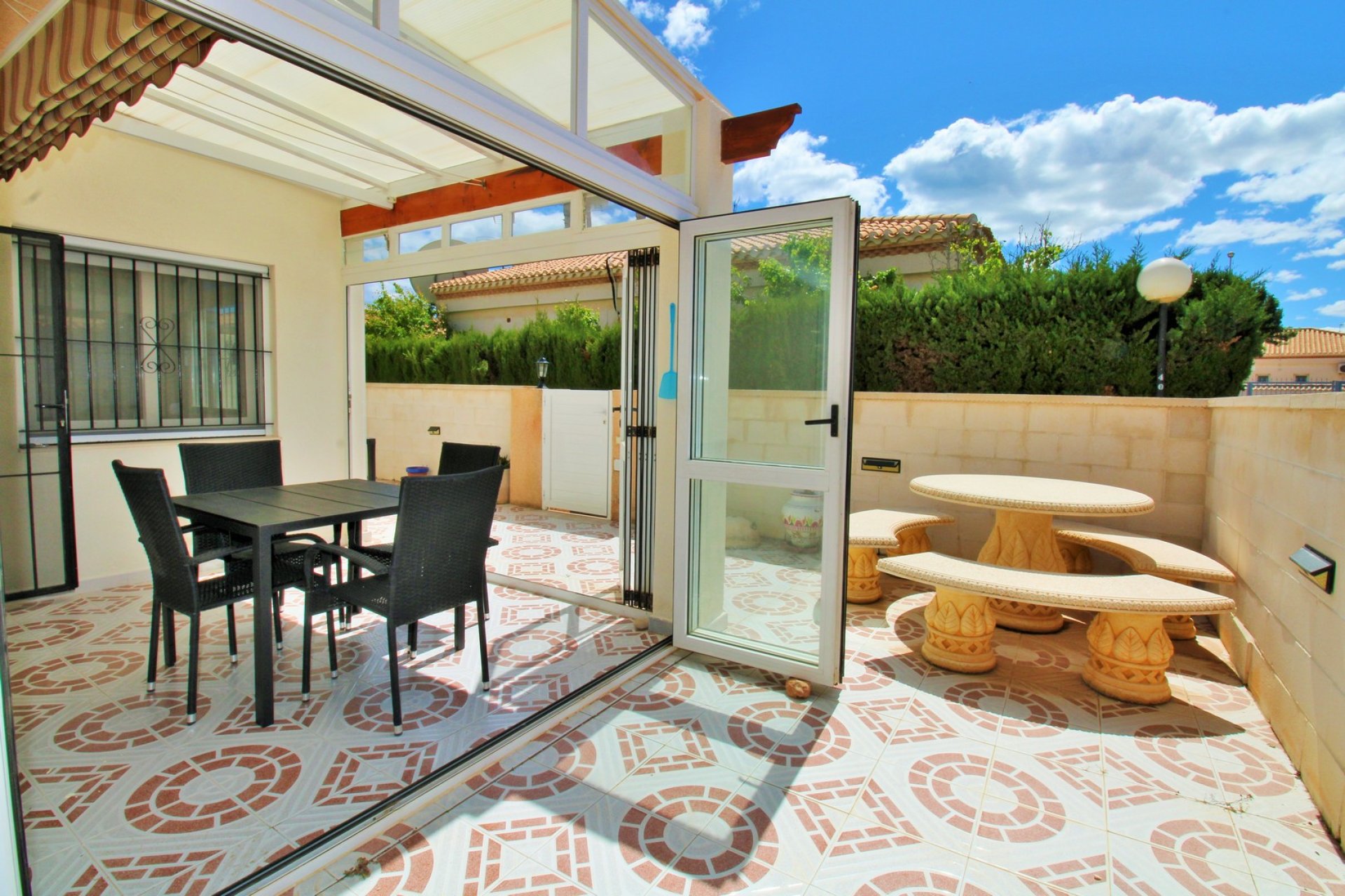 Herverkoop - Rijwoning - Playa Flamenca