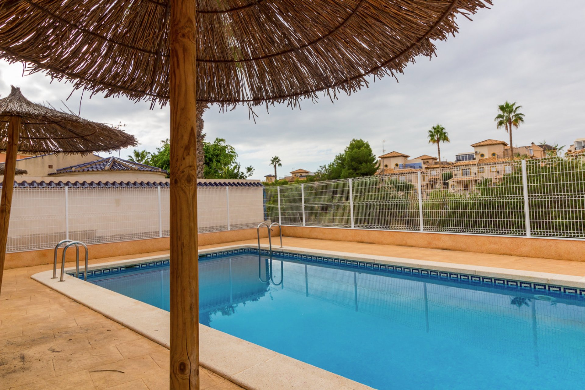 Herverkoop - Rijwoning - Playa Flamenca