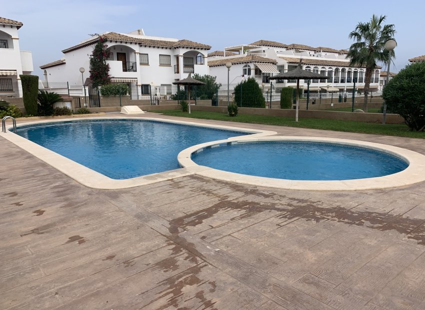 Herverkoop - Rijwoning - Punta Prima