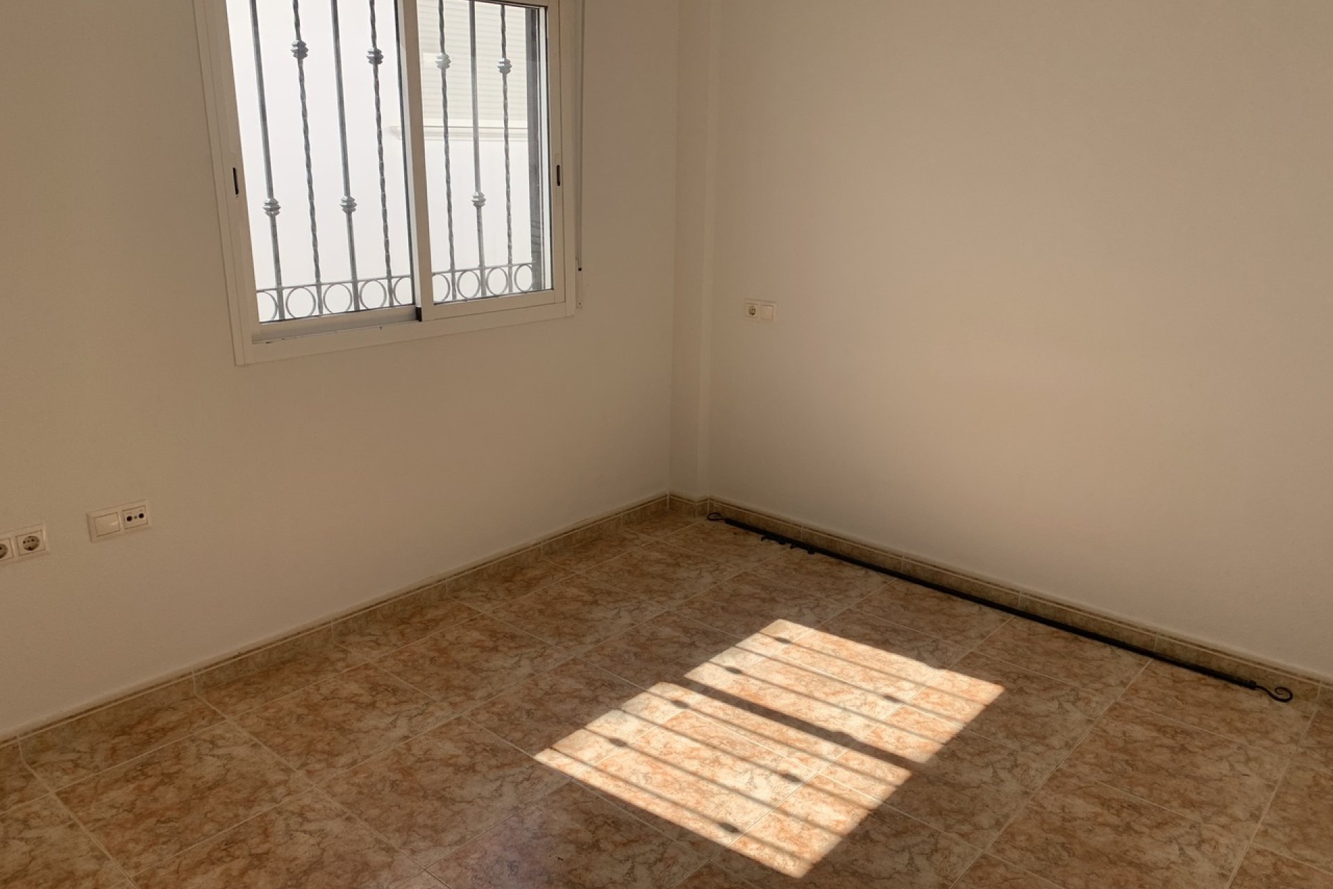 Herverkoop - Rijwoning - Punta Prima