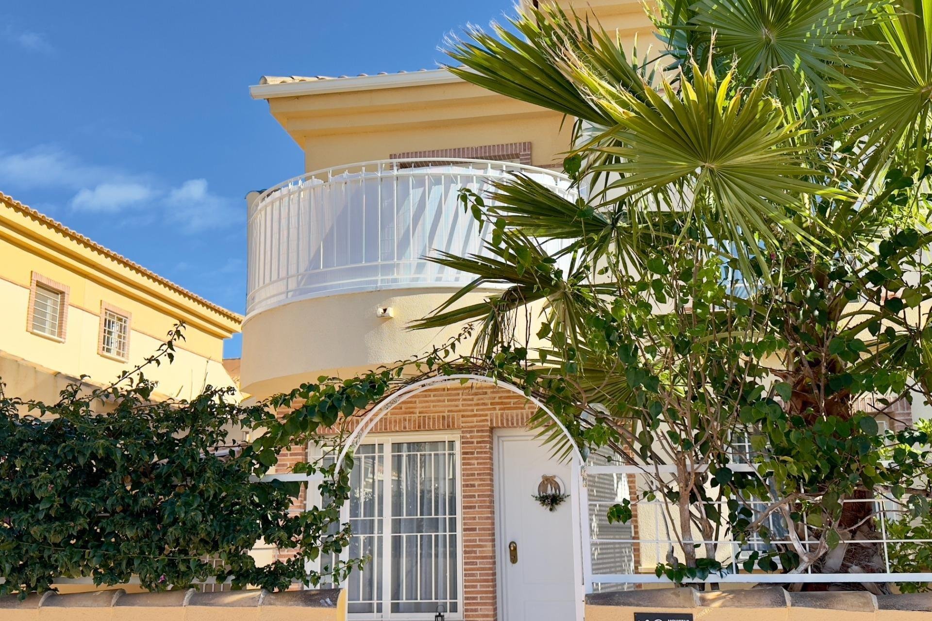 Herverkoop - Rijwoning - Rojales - Doña Pepa