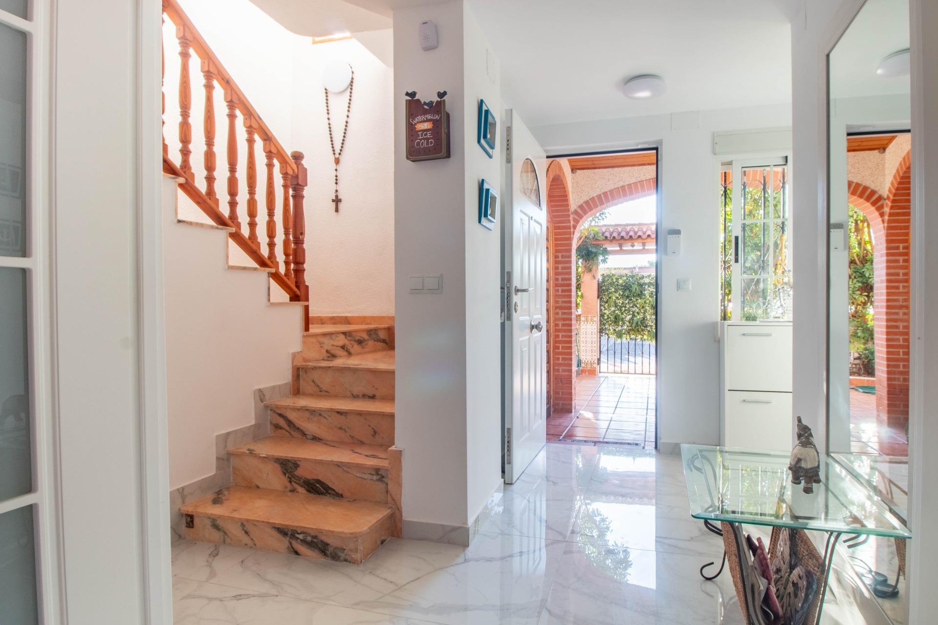 Herverkoop - Rijwoning - Torrevieja - Acequion