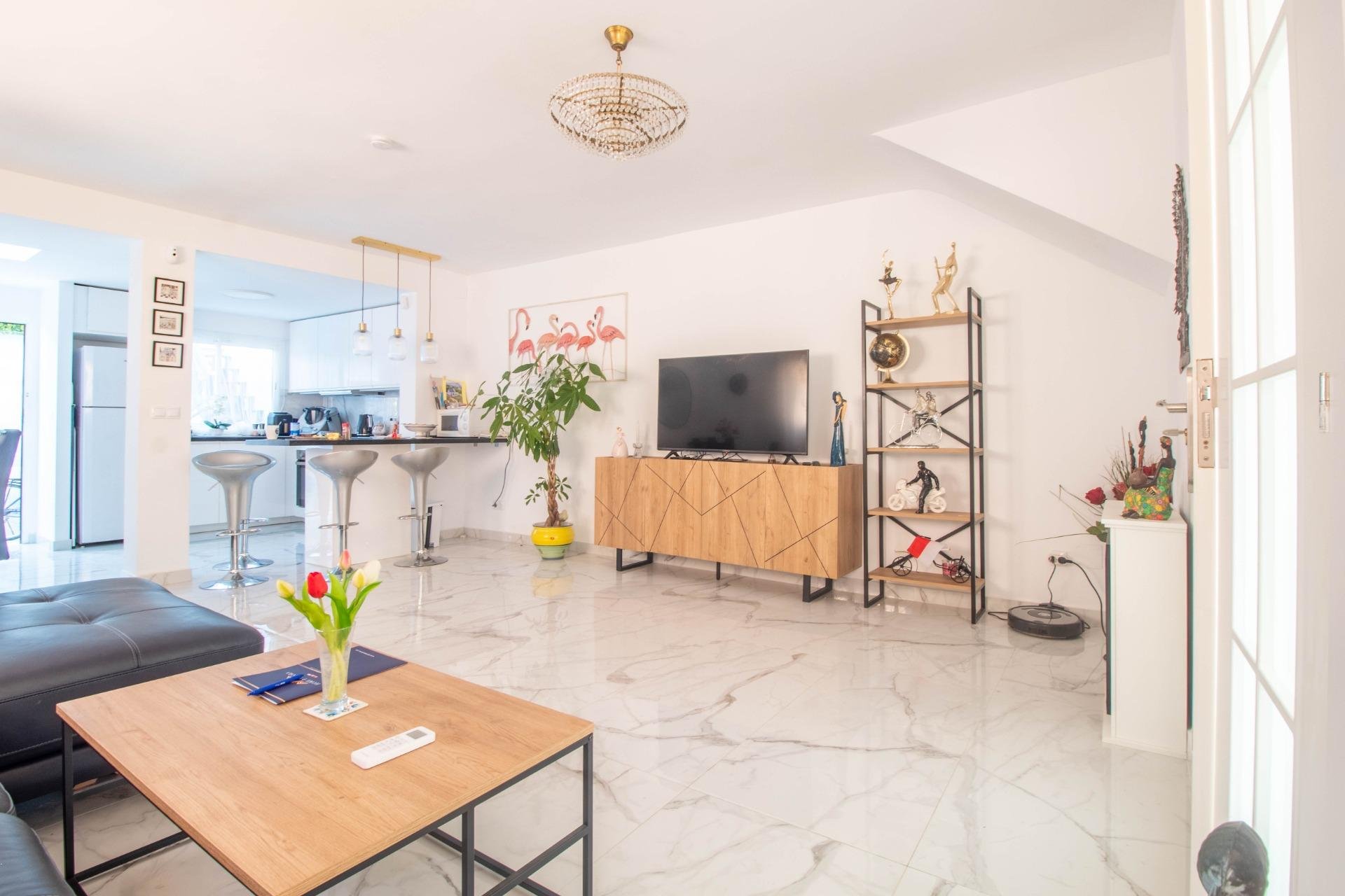 Herverkoop - Rijwoning - Torrevieja - Acequion