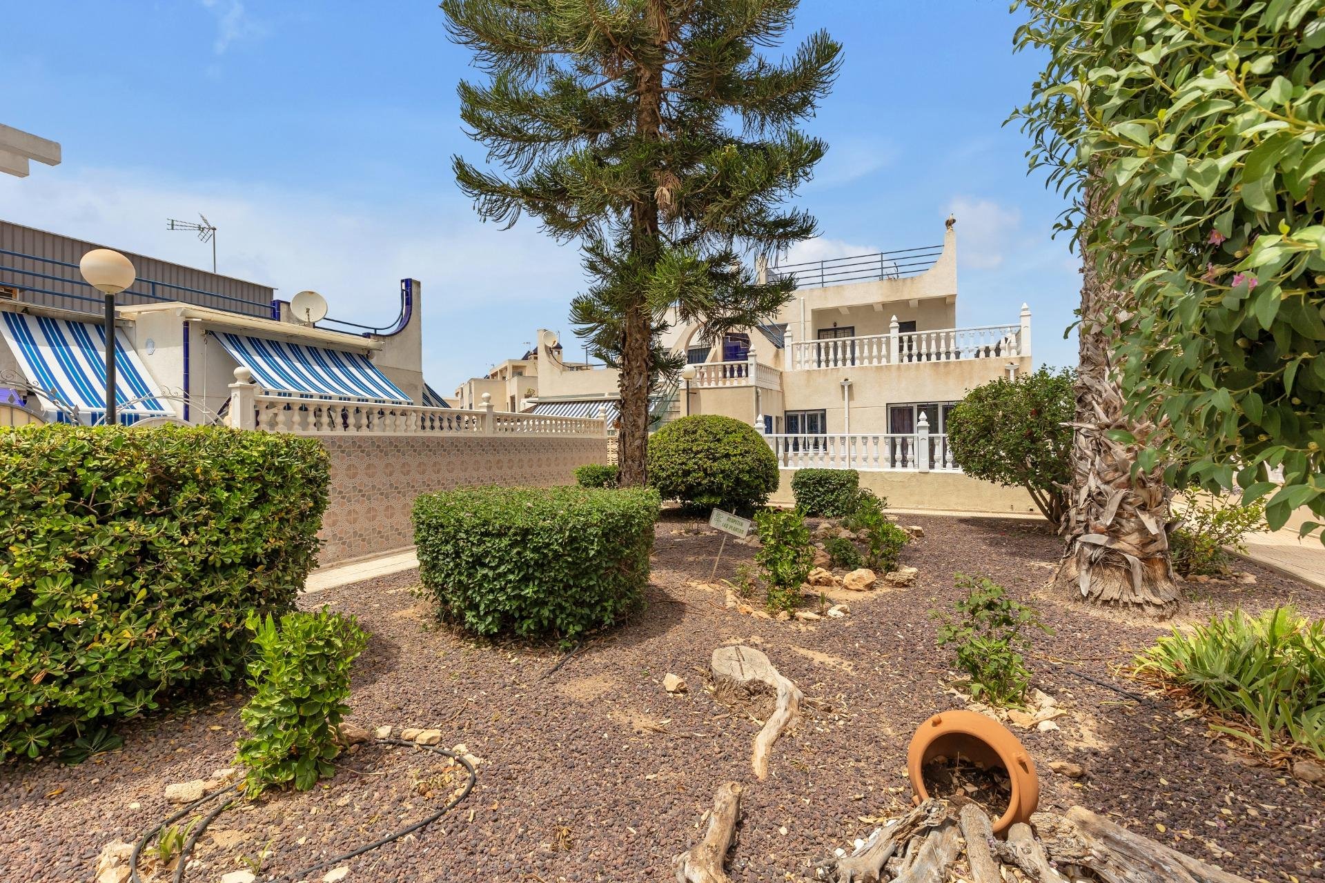 Herverkoop - Rijwoning - Torrevieja - Carrefour