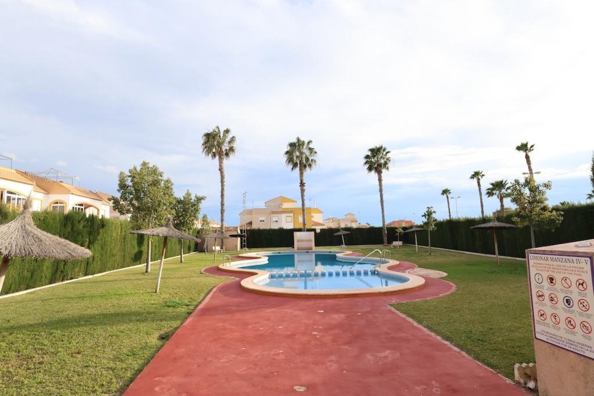 Herverkoop - Rijwoning - Torrevieja - El Limonar