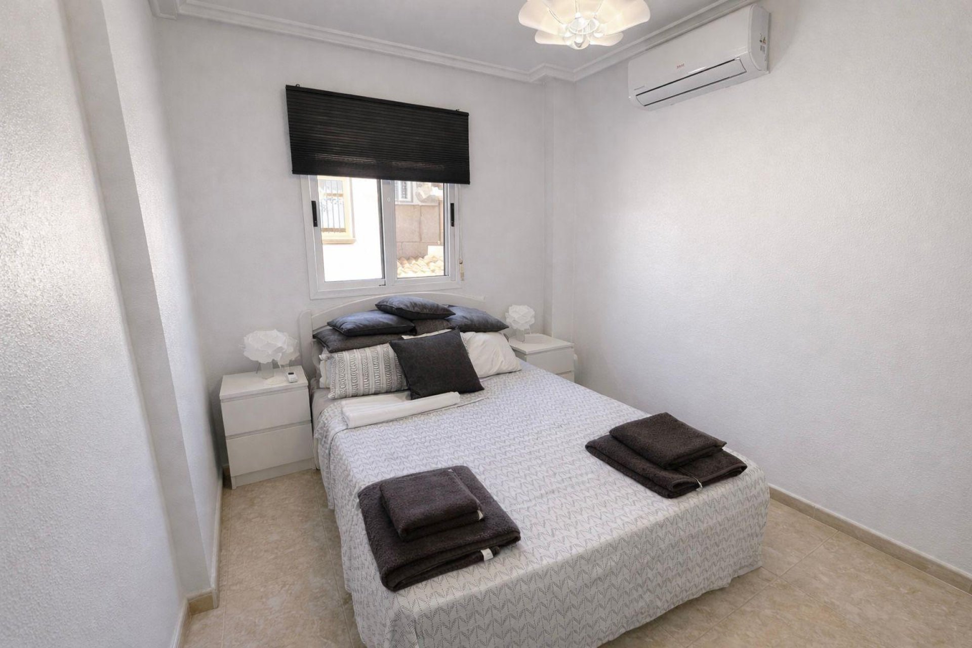 Herverkoop - Rijwoning - Torrevieja - La Siesta