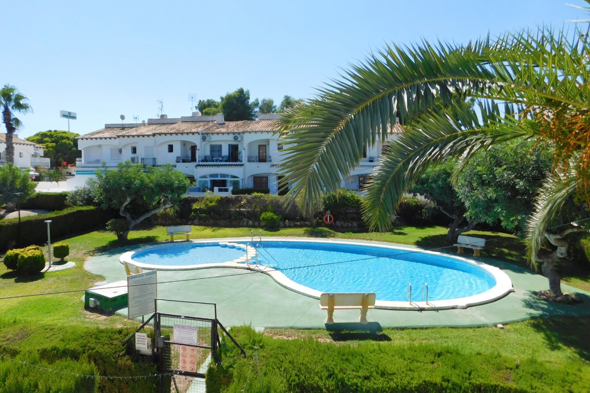 Herverkoop - Rijwoning - Torrevieja - Lago Jardin