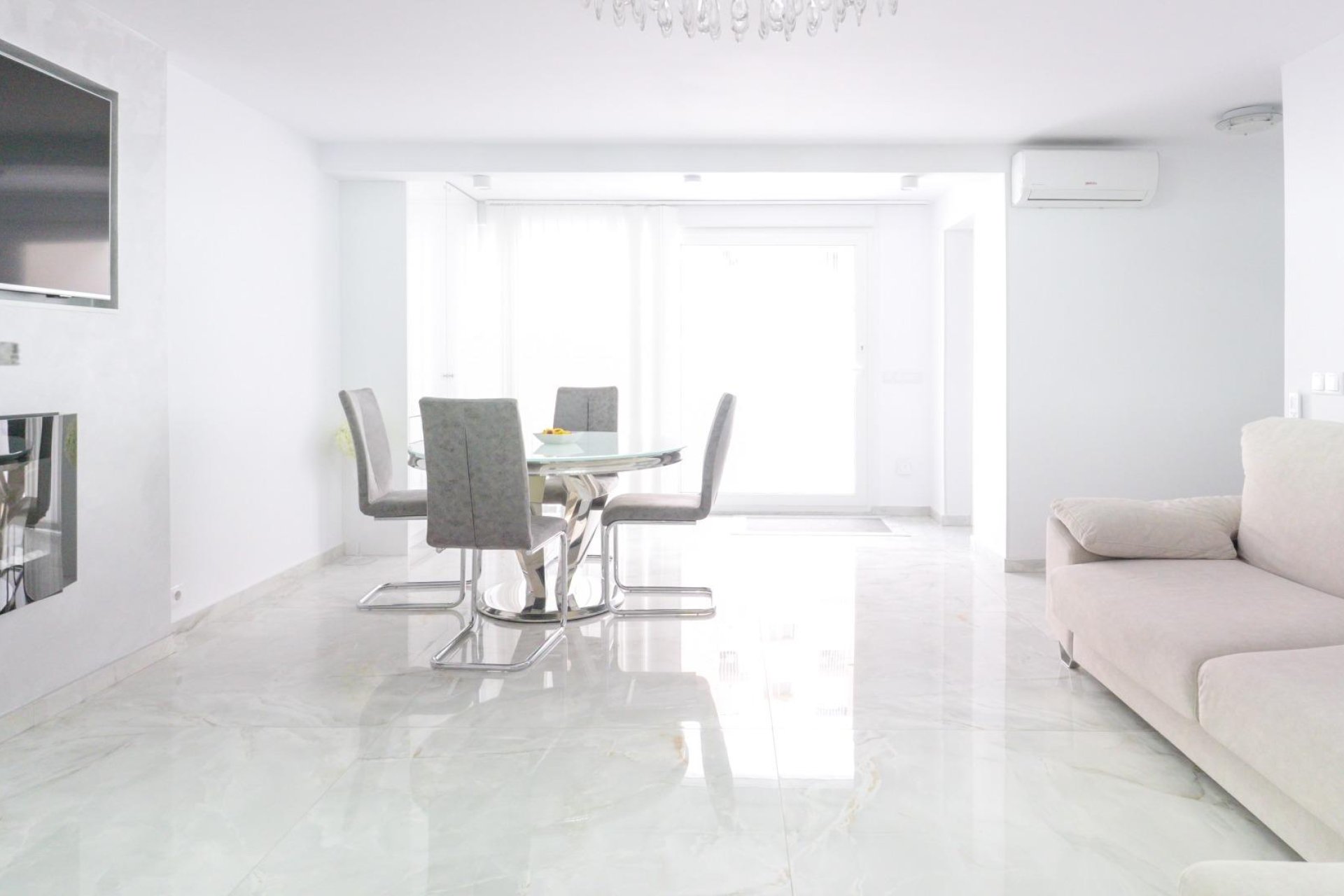 Herverkoop - Rijwoning - Torrevieja - Punta Prima