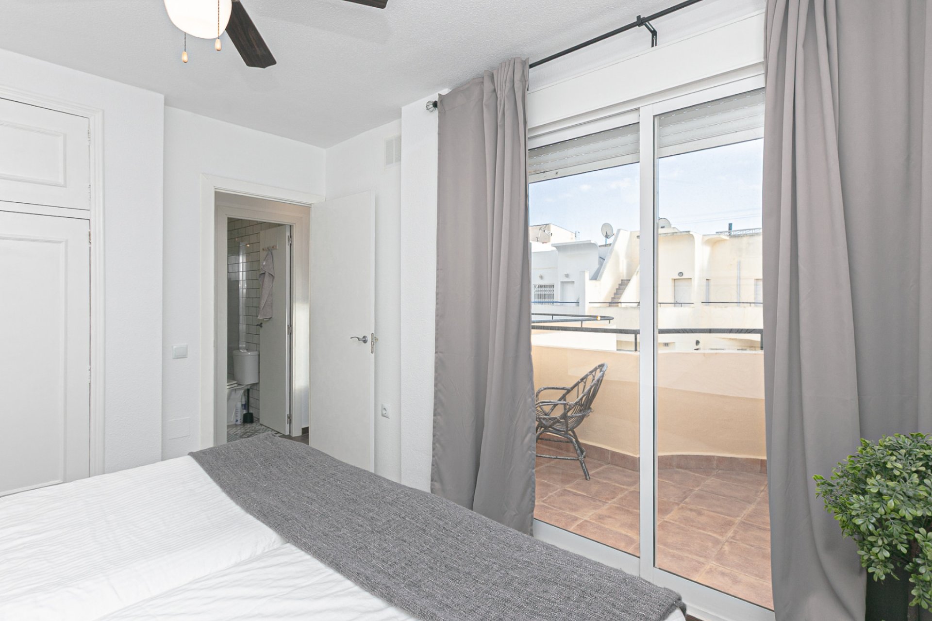 Herverkoop - Rijwoning - Torrevieja - Torretas