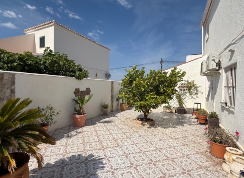 Herverkoop - Rijwoning - Torrevieja