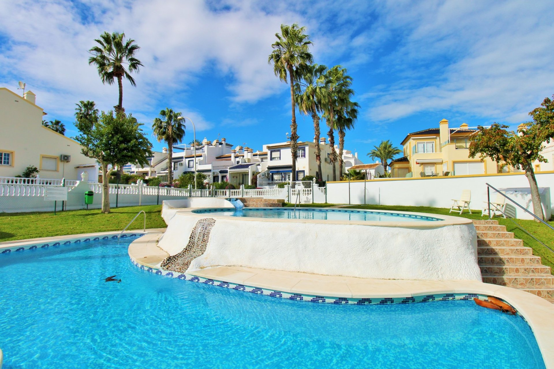 Herverkoop - Rijwoning - Villamartin - Los Dolses