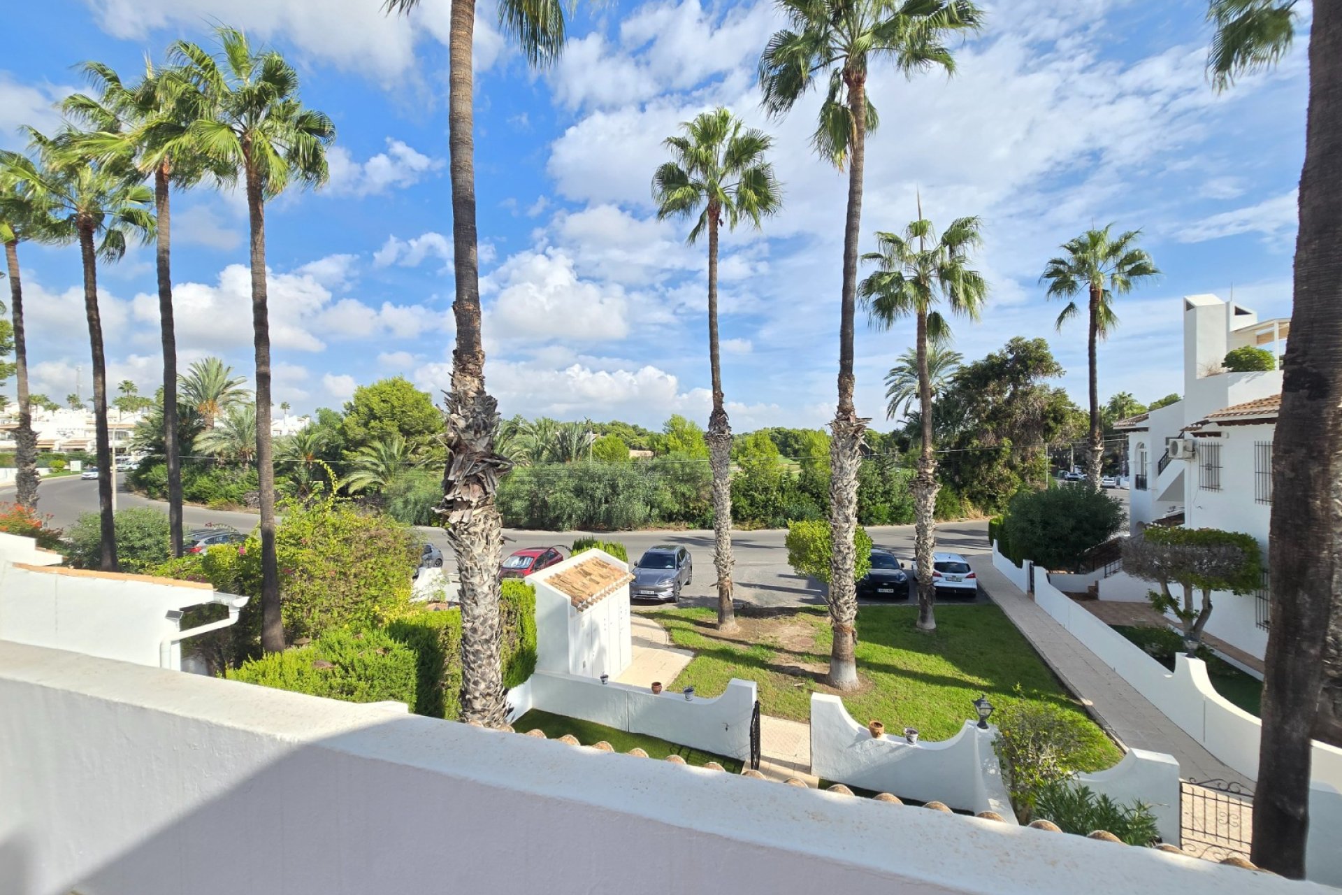 Herverkoop - Rijwoning - Villamartin - Los Dolses