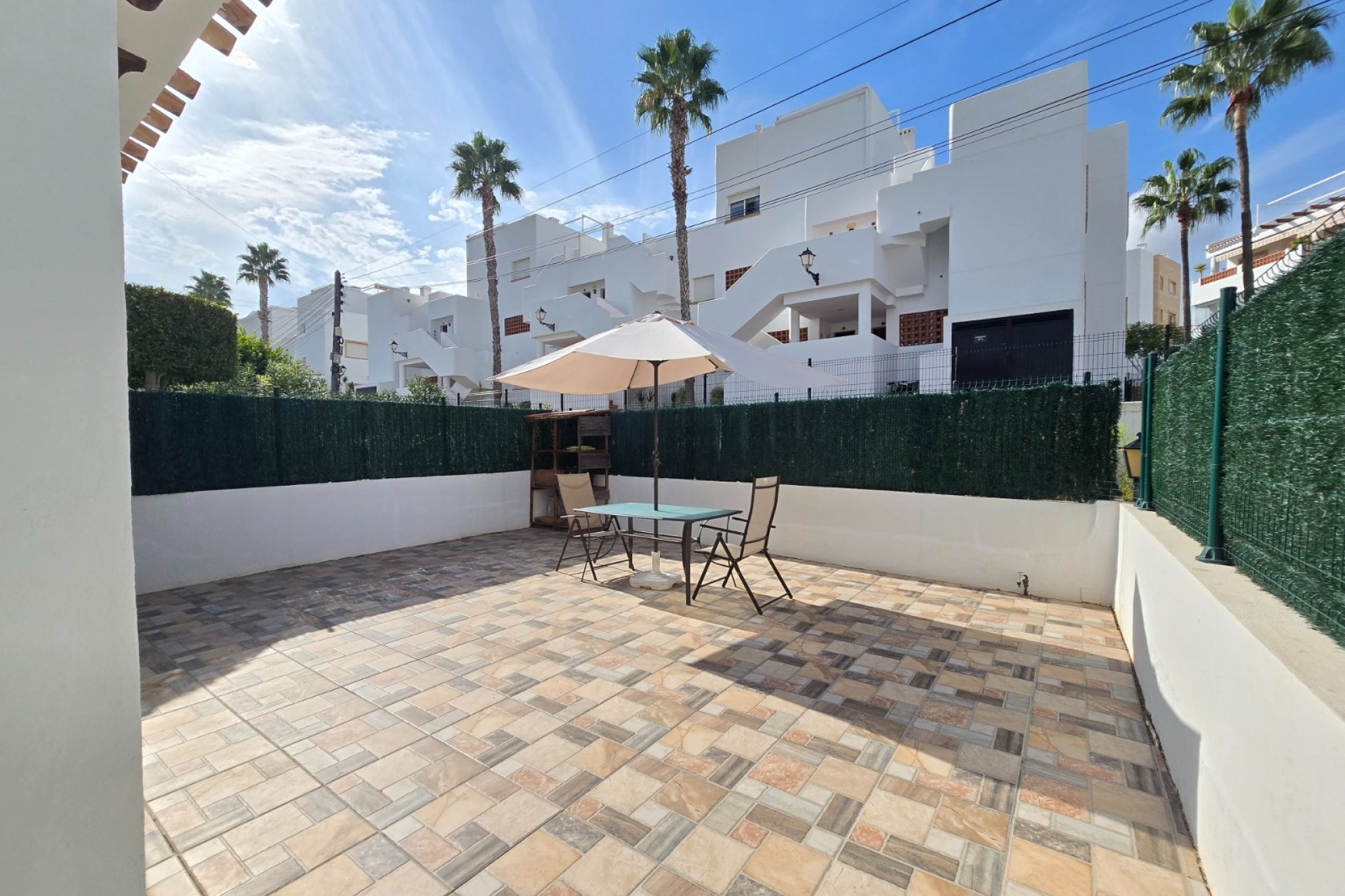 Herverkoop - Rijwoning - Villamartin - Los Dolses