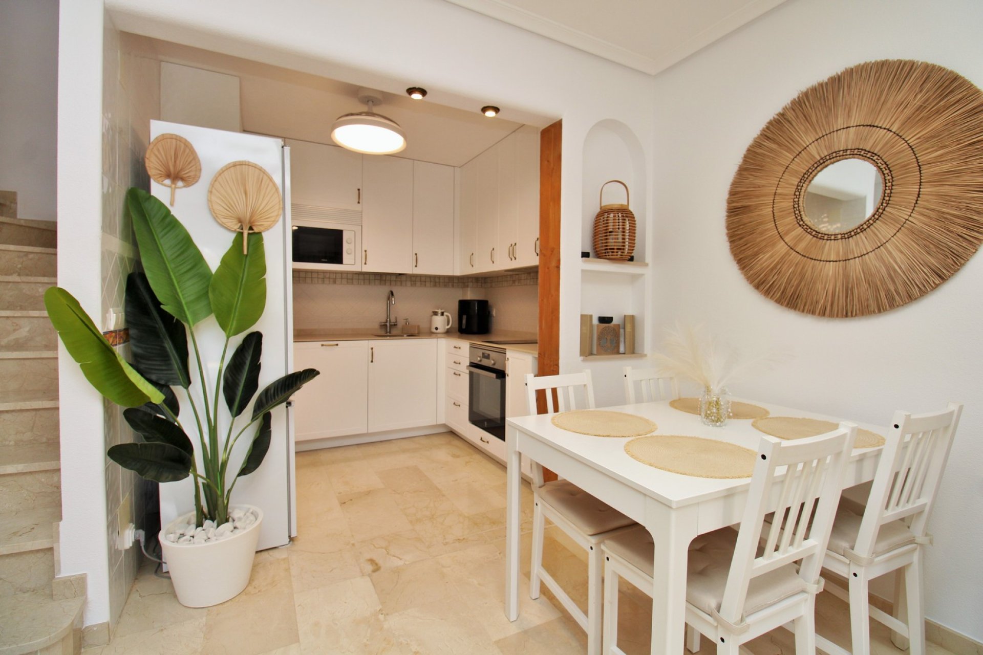 Herverkoop - Rijwoning - Villamartin - PAU 8