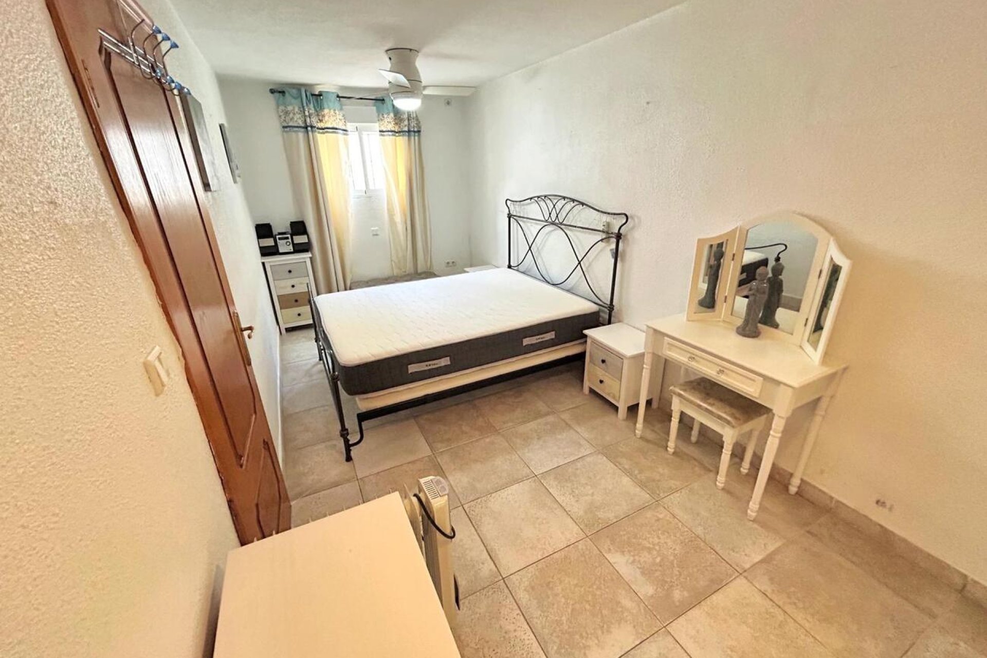 Herverkoop - Rijwoning - Villamartin - Villamartín