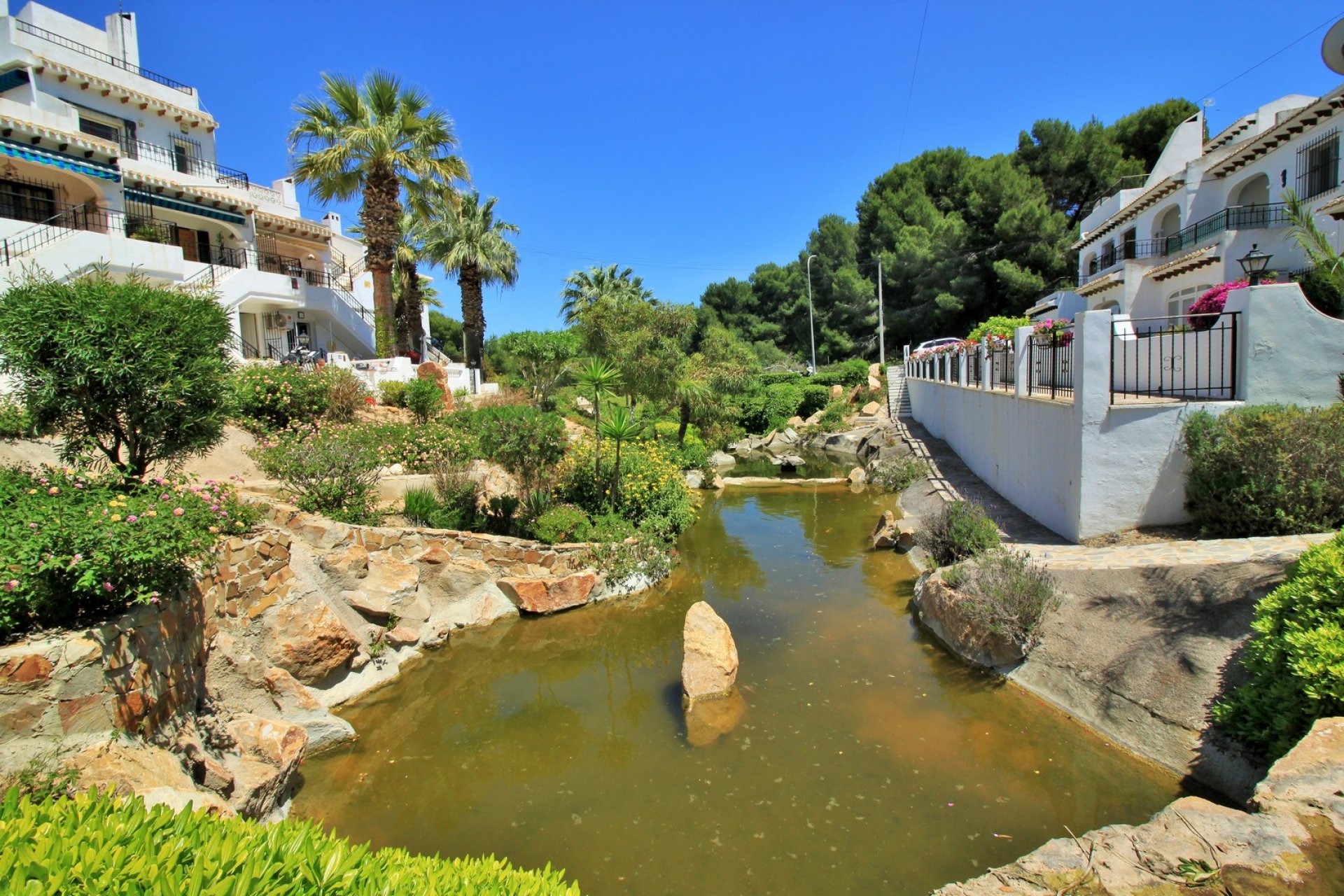 Herverkoop - Rijwoning - Villamartin - Villamartín