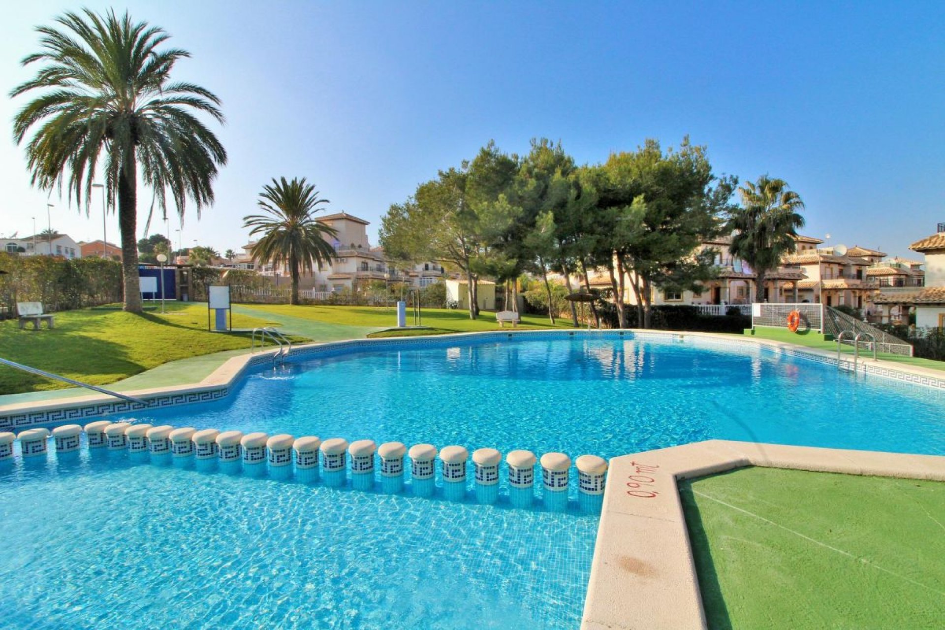 Herverkoop - Rijwoning - Villamartin - Villamartín