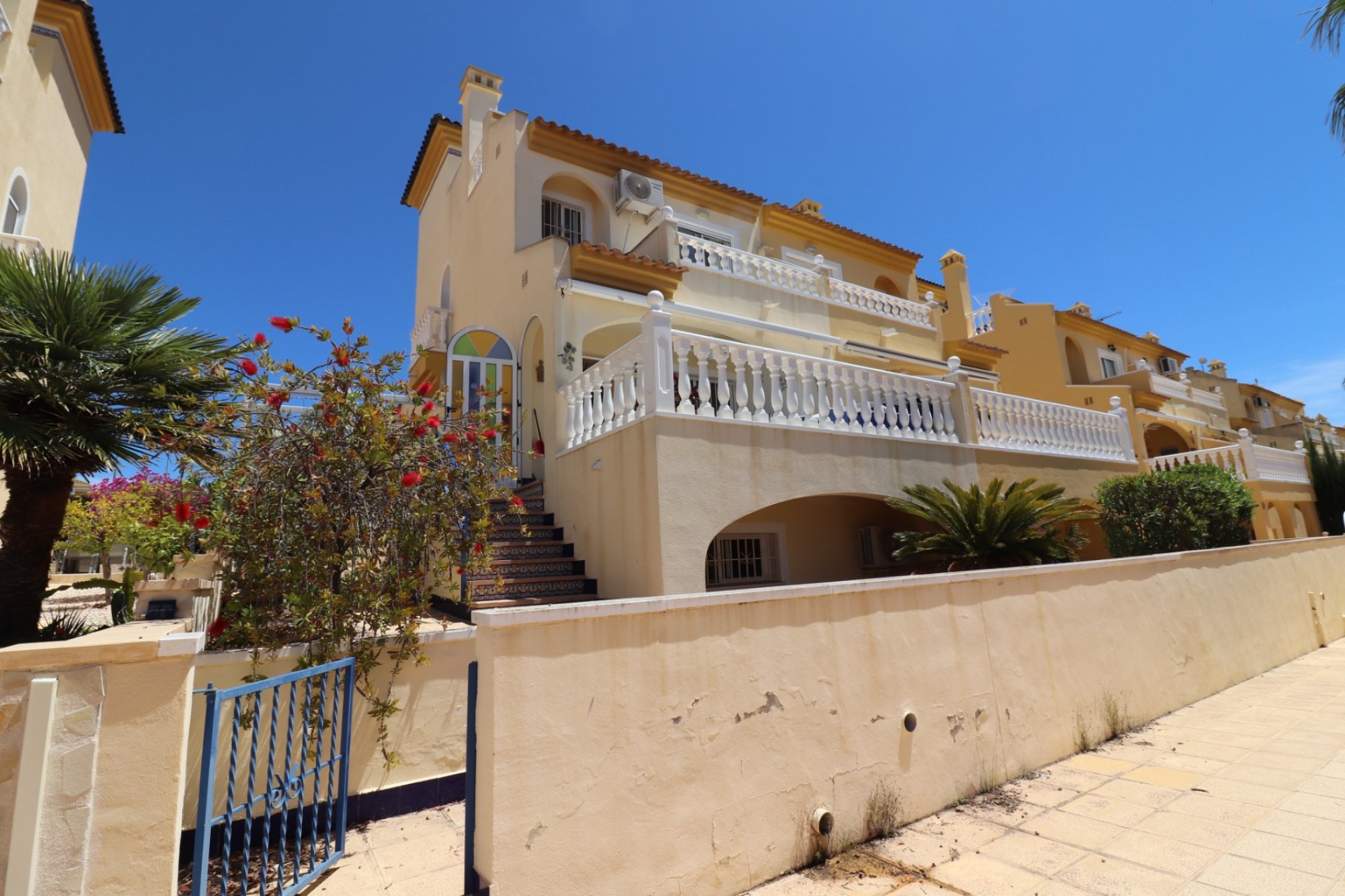 Herverkoop - Semi Detached Villa - Benimar