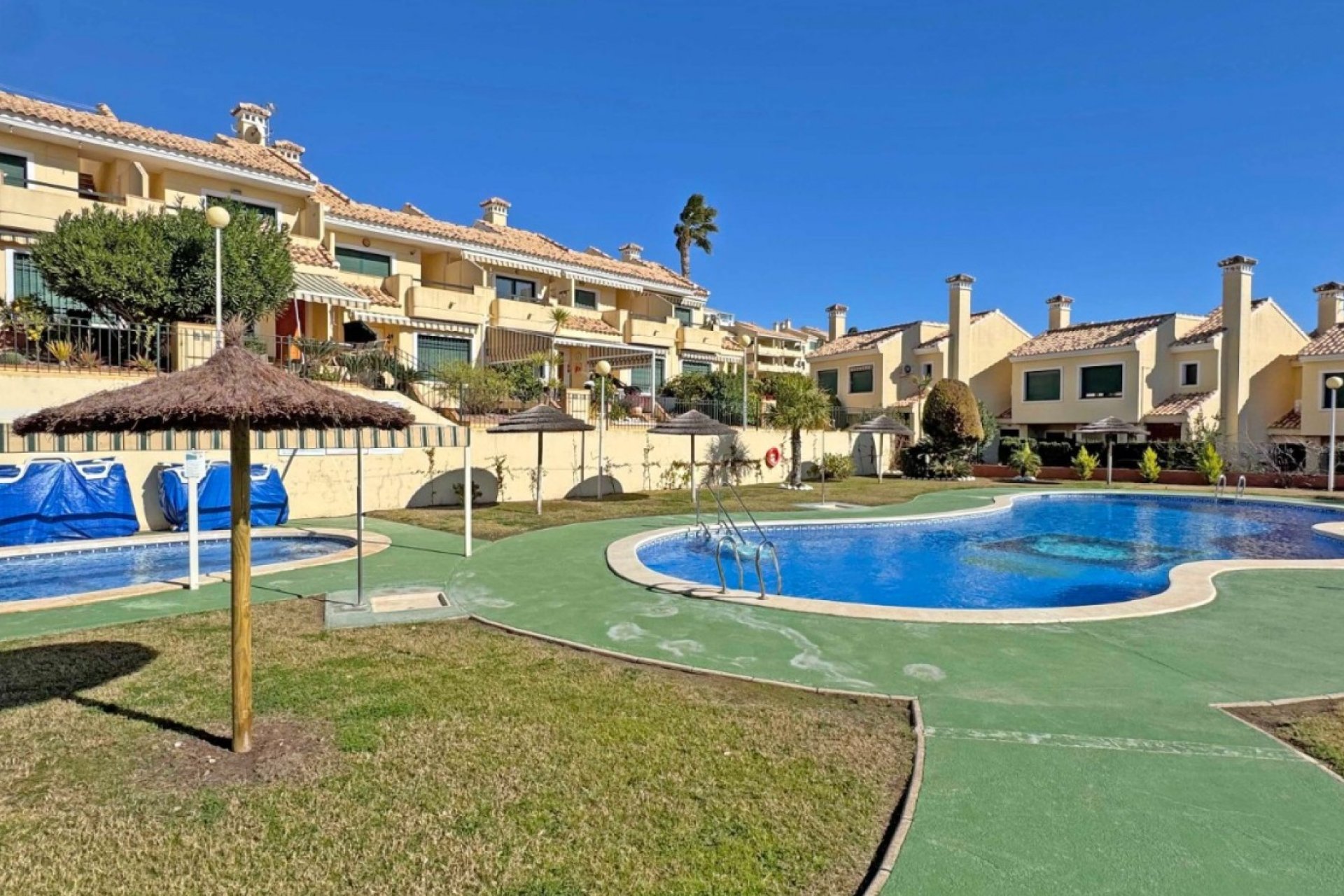 Herverkoop - Semi Detached Villa - Orihuela Costa - Lomas de Campoamor