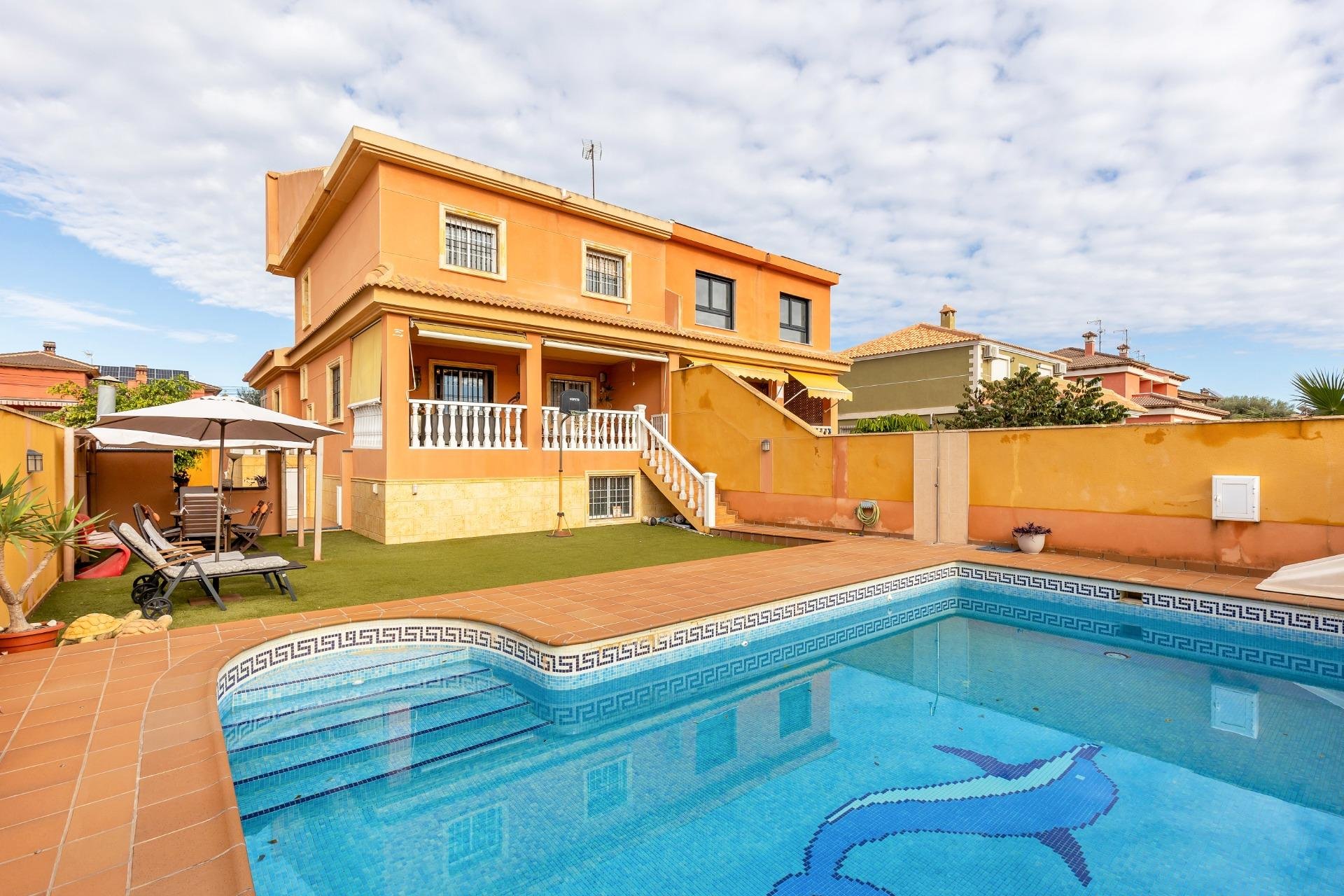 Herverkoop - Semi Detached Villa - Torrevieja - Aguas Nuevas