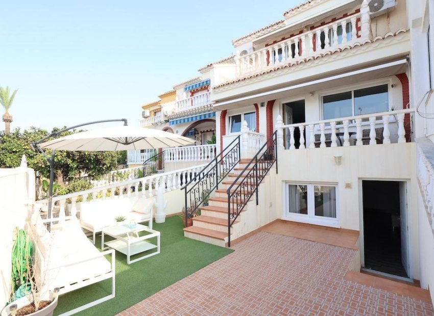 Herverkoop - Semi Detached Villa - Torrevieja - Torretas