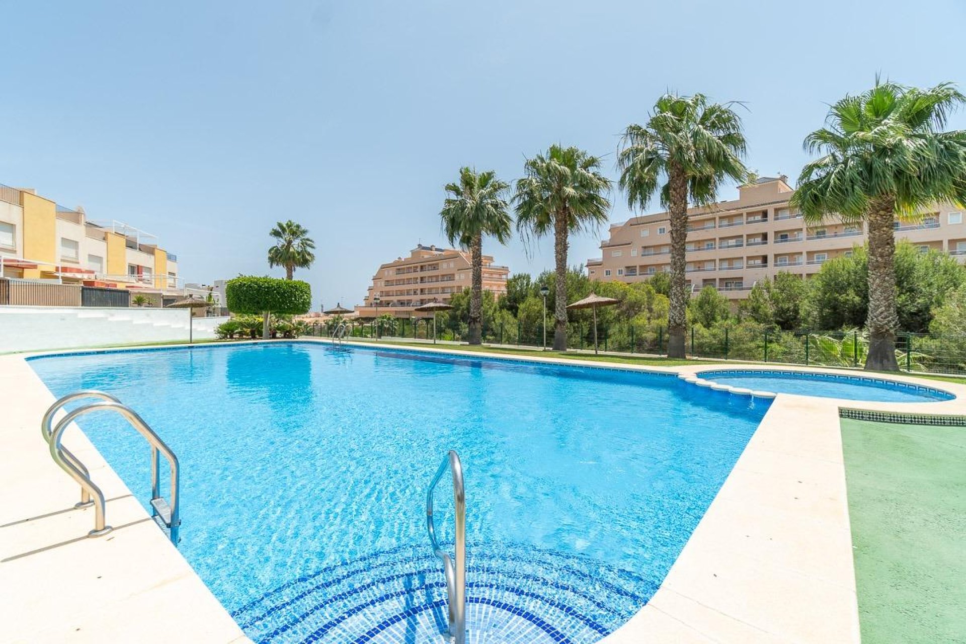 Herverkoop - Terraced house - Orihuela Costa - Los Dolses