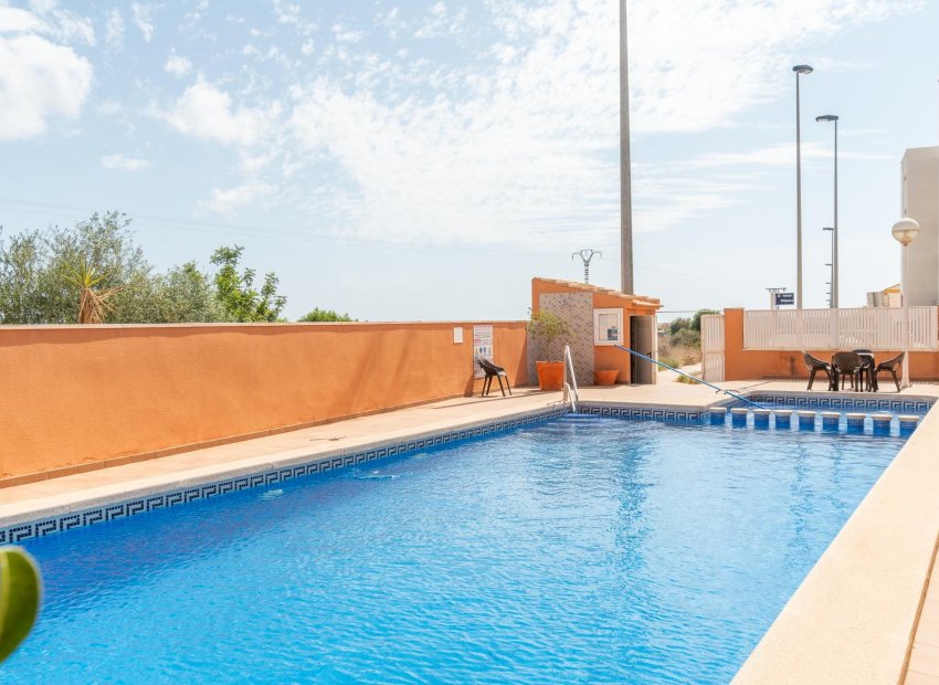 Herverkoop - Terraced house - Orihuela Costa - Los Dolses