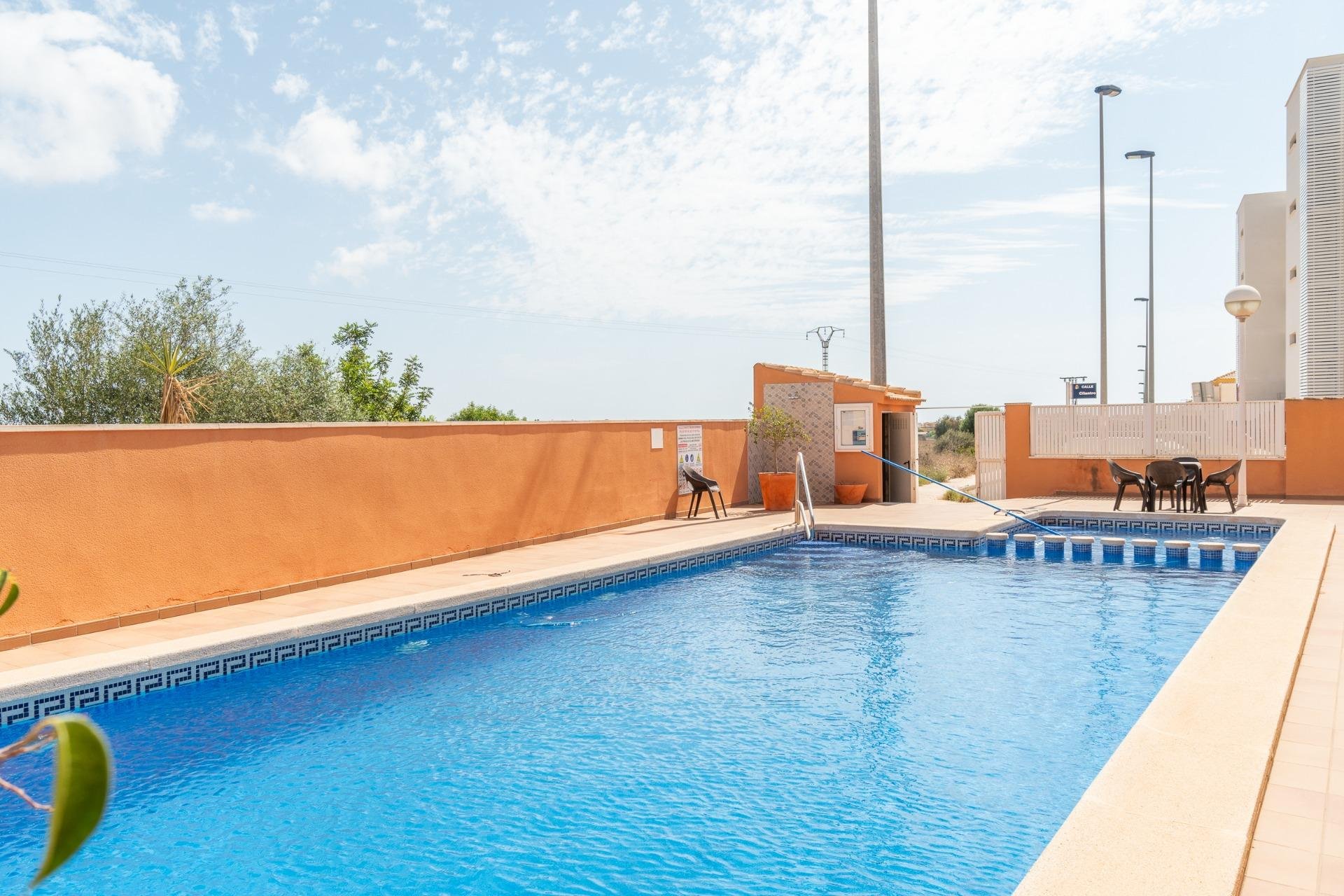 Herverkoop - Terraced house - Orihuela Costa - Los Dolses