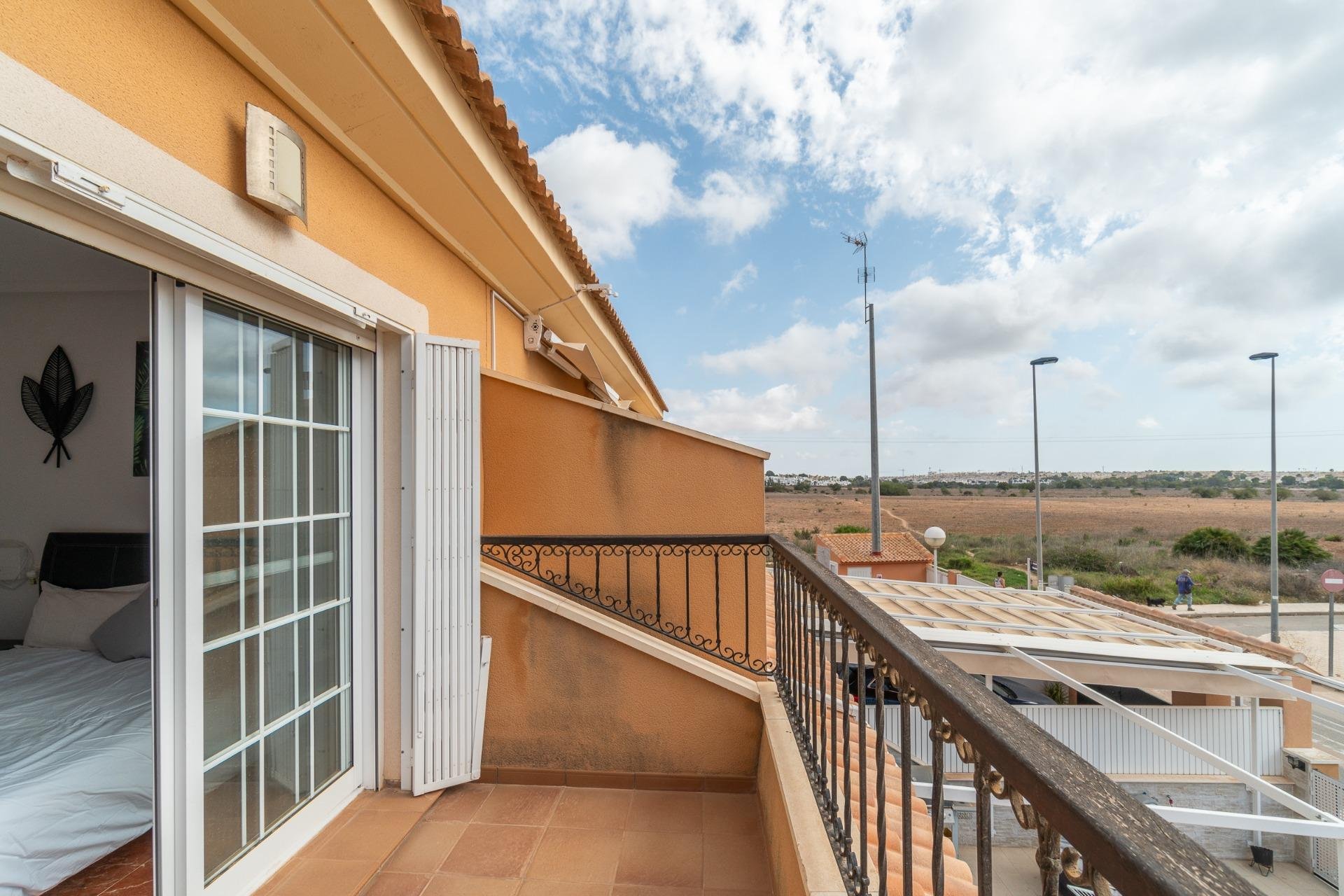 Herverkoop - Terraced house - Orihuela Costa - Los Dolses