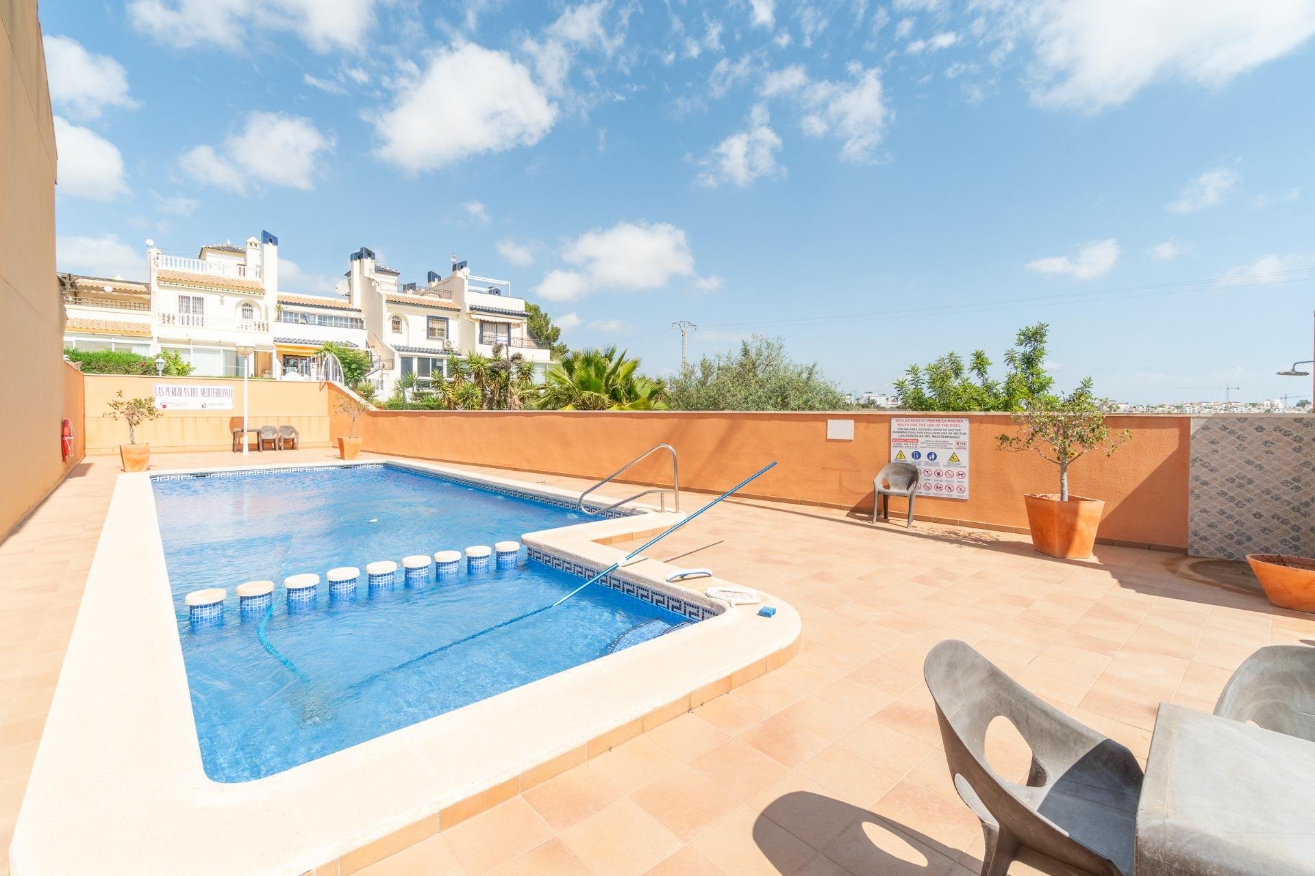 Herverkoop - Terraced house - Orihuela Costa - Los Dolses