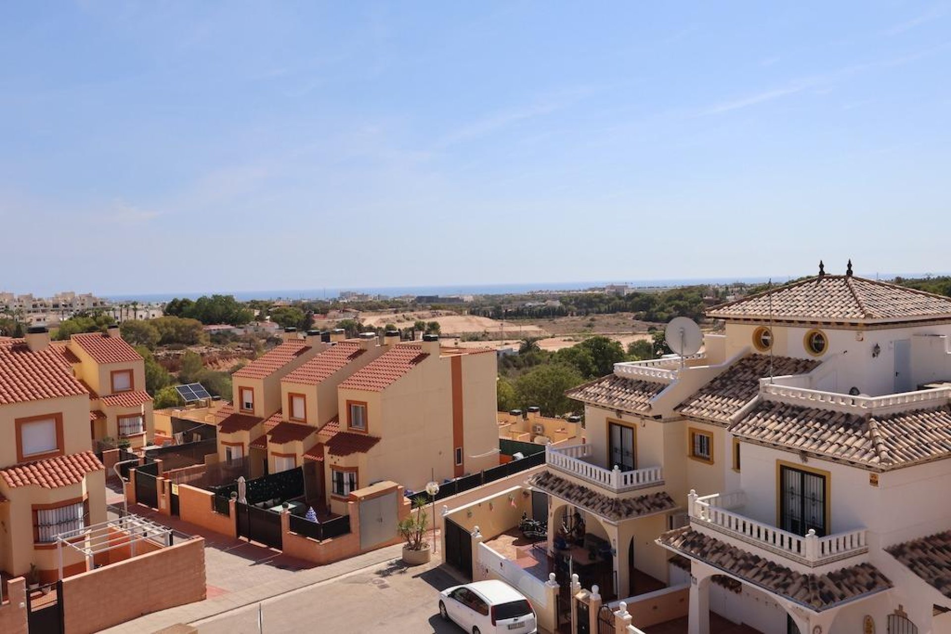 Herverkoop - Terraced house - Orihuela Costa - Montezenia