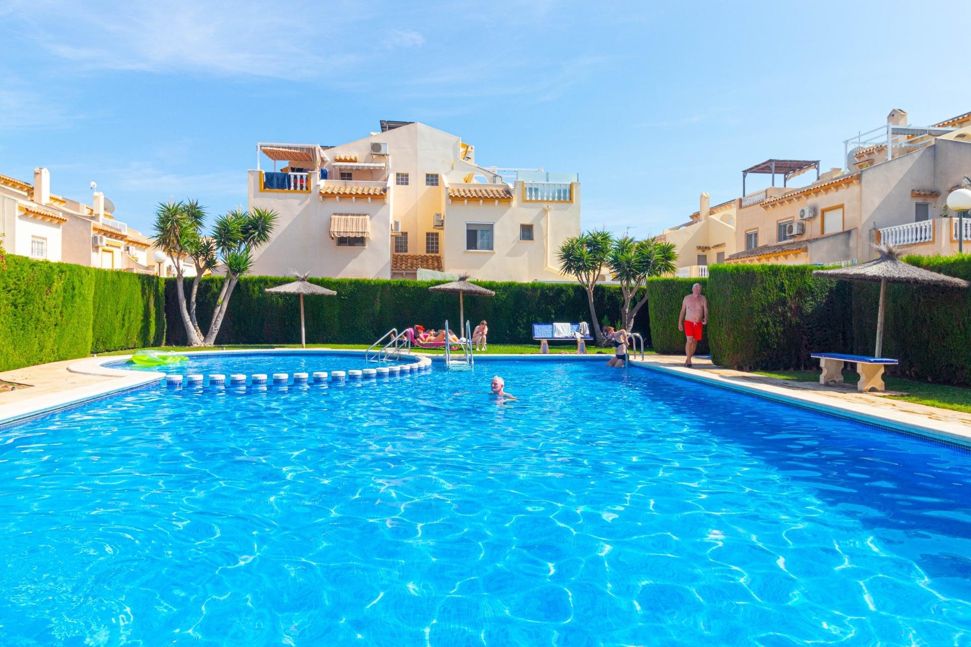 Herverkoop - Terraced house - Orihuela Costa - Playa Flamenca Norte